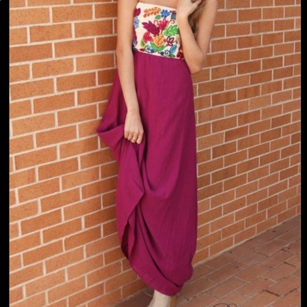 Beautiful Judith March maxi dress